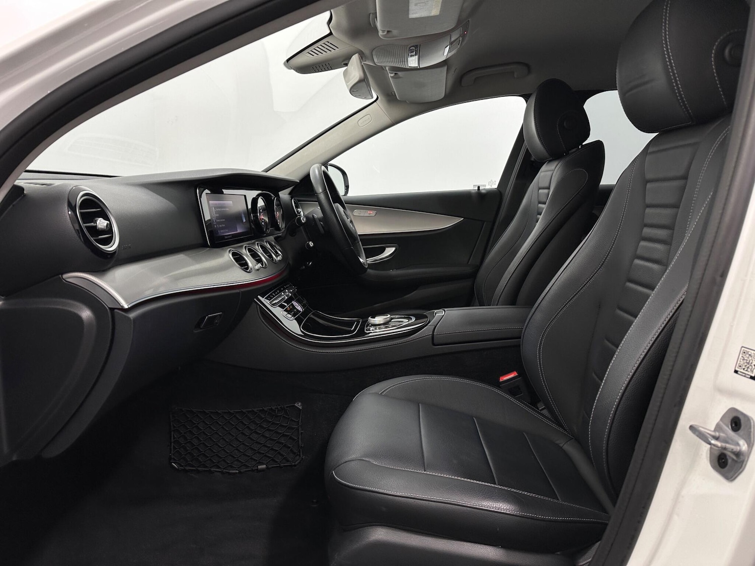 Used Mercedes-Benz E Class 2018 for sale - 76878636: Photo 33