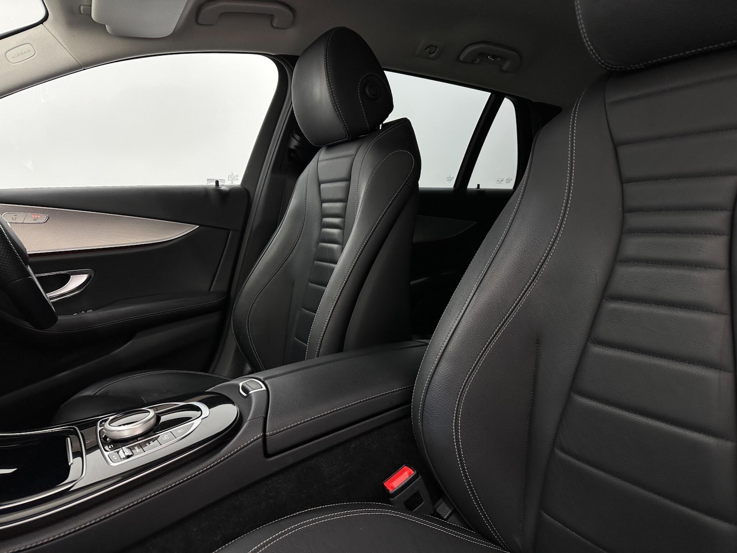 Used Mercedes-Benz E Class 2018 for sale - 76878636: Photo 34