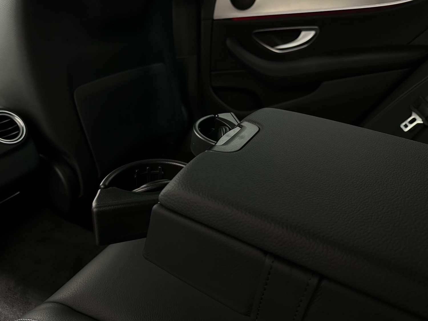 Used Mercedes-Benz E Class 2018 for sale - 76878636: Photo 39