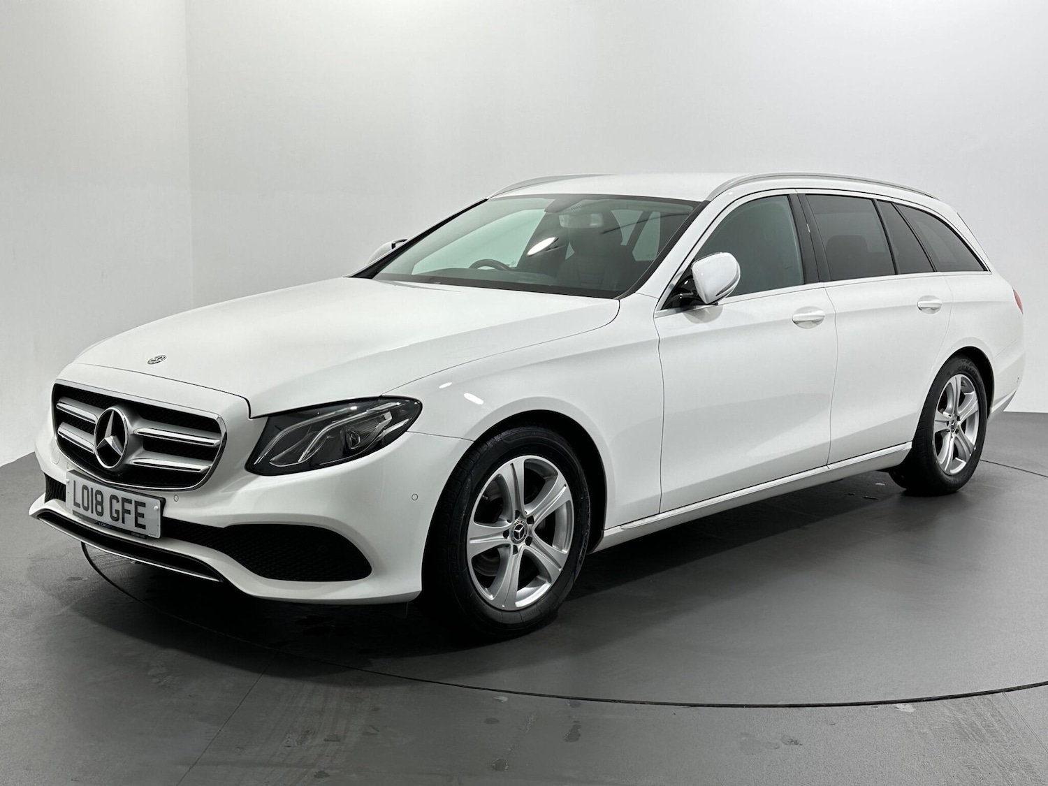 Used Mercedes-Benz E Class 2018 for sale - 76878636: Photo 4