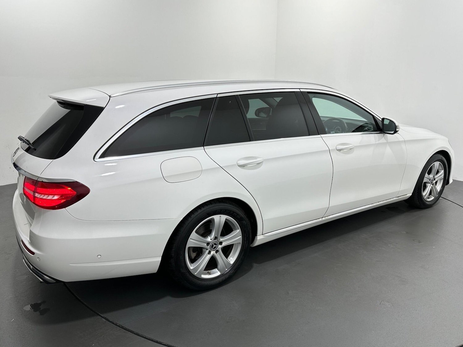 Used Mercedes-Benz E Class 2018 for sale - 76878636: Photo 52