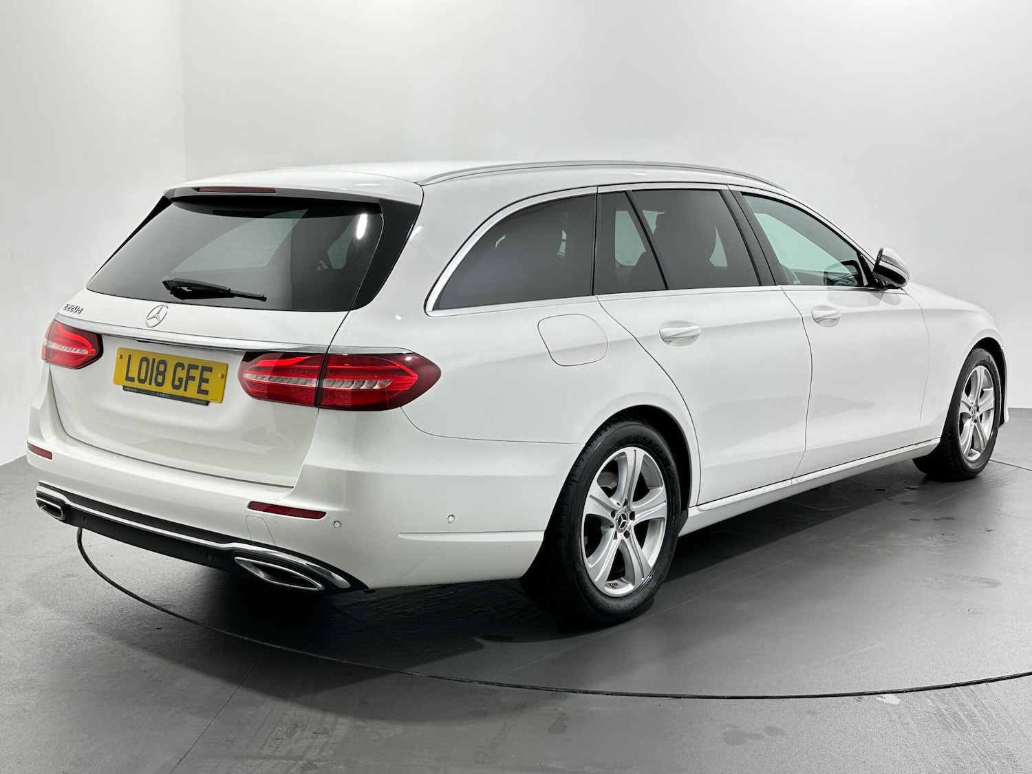 Used Mercedes-Benz E Class 2018 for sale - 76878636: Photo 8