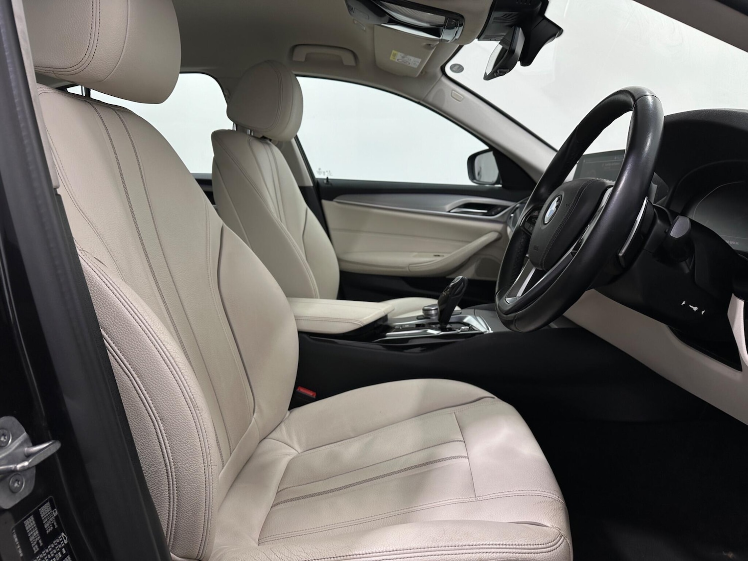 Used BMW 5 Series 2020 for sale - 78087097: Photo 31