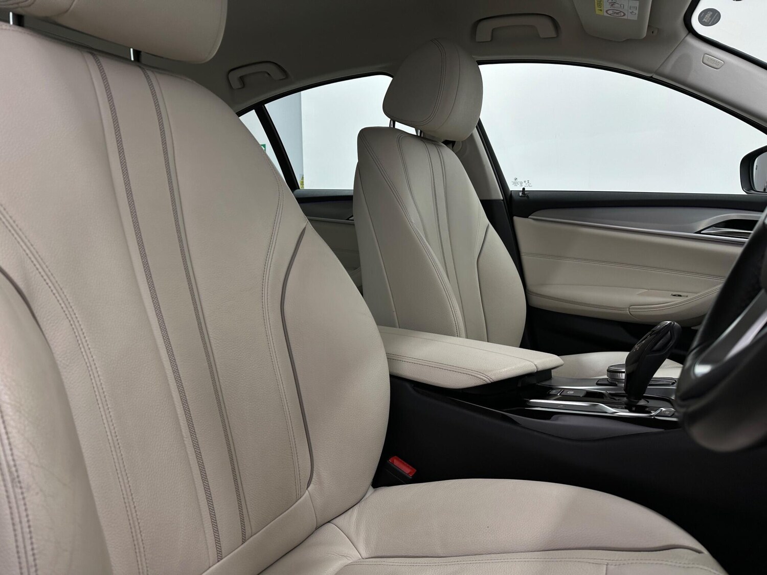 Used BMW 5 Series 2020 for sale - 78087097: Photo 32