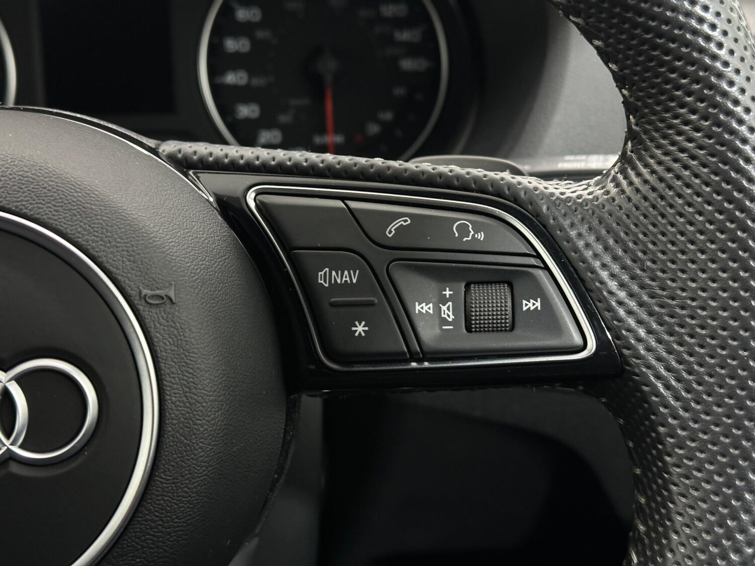 Used Audi Q2 for sale - 77586748: Photo 16