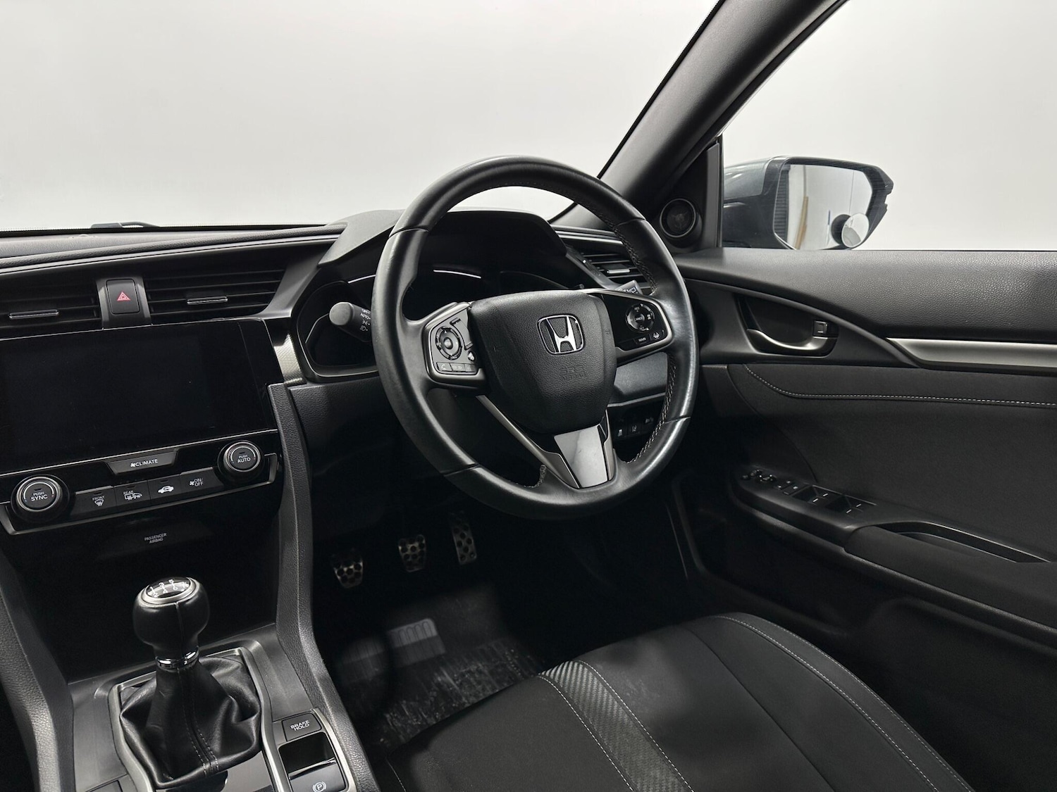 Used Honda Civic 2019 for sale - 77119717: Photo 11