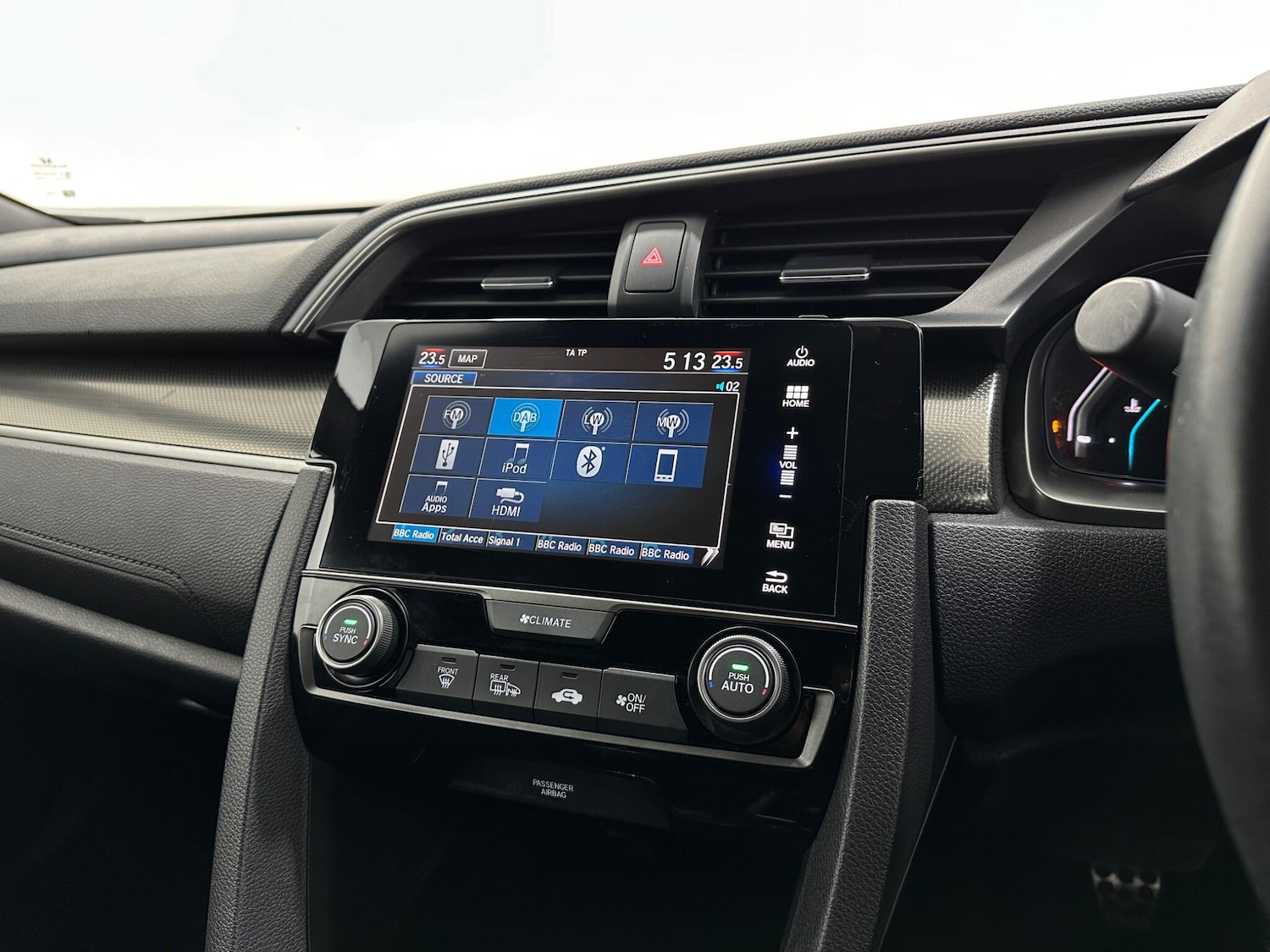 Used Honda Civic 2019 for sale - 77119717: Photo 24