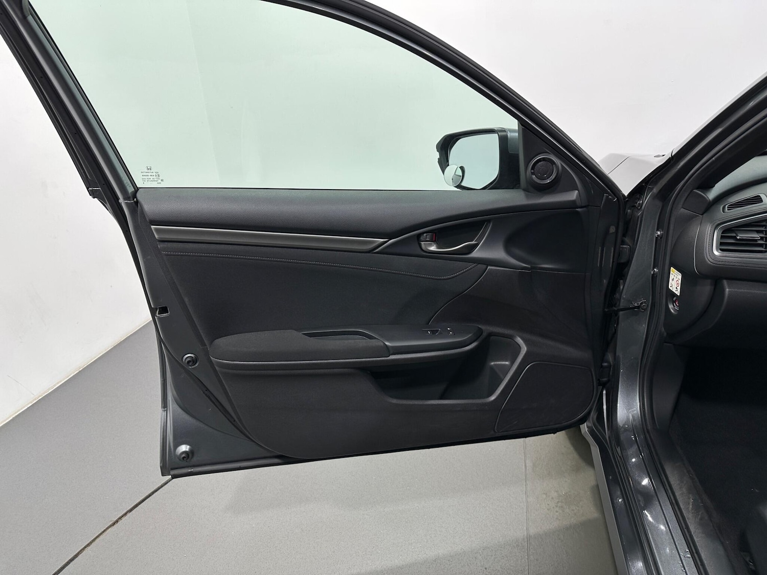 Used Honda Civic 2019 for sale - 77119717: Photo 36