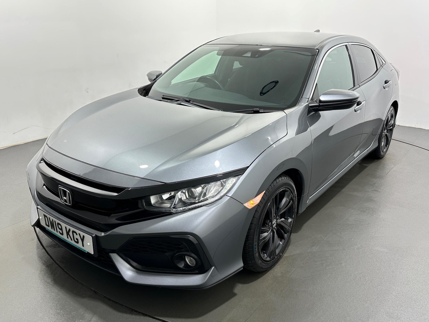 Used Honda Civic 2019 for sale - 77119717: Photo 52