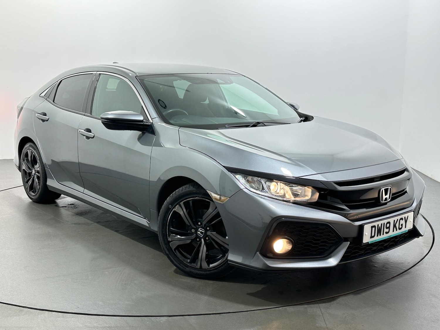Used Honda Civic 2019 for sale - 77119717: Photo 53