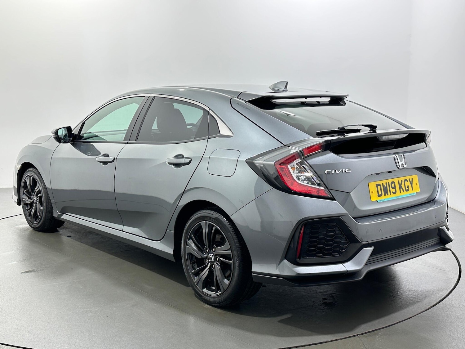 Used Honda Civic 2019 for sale - 77119717: Photo 6