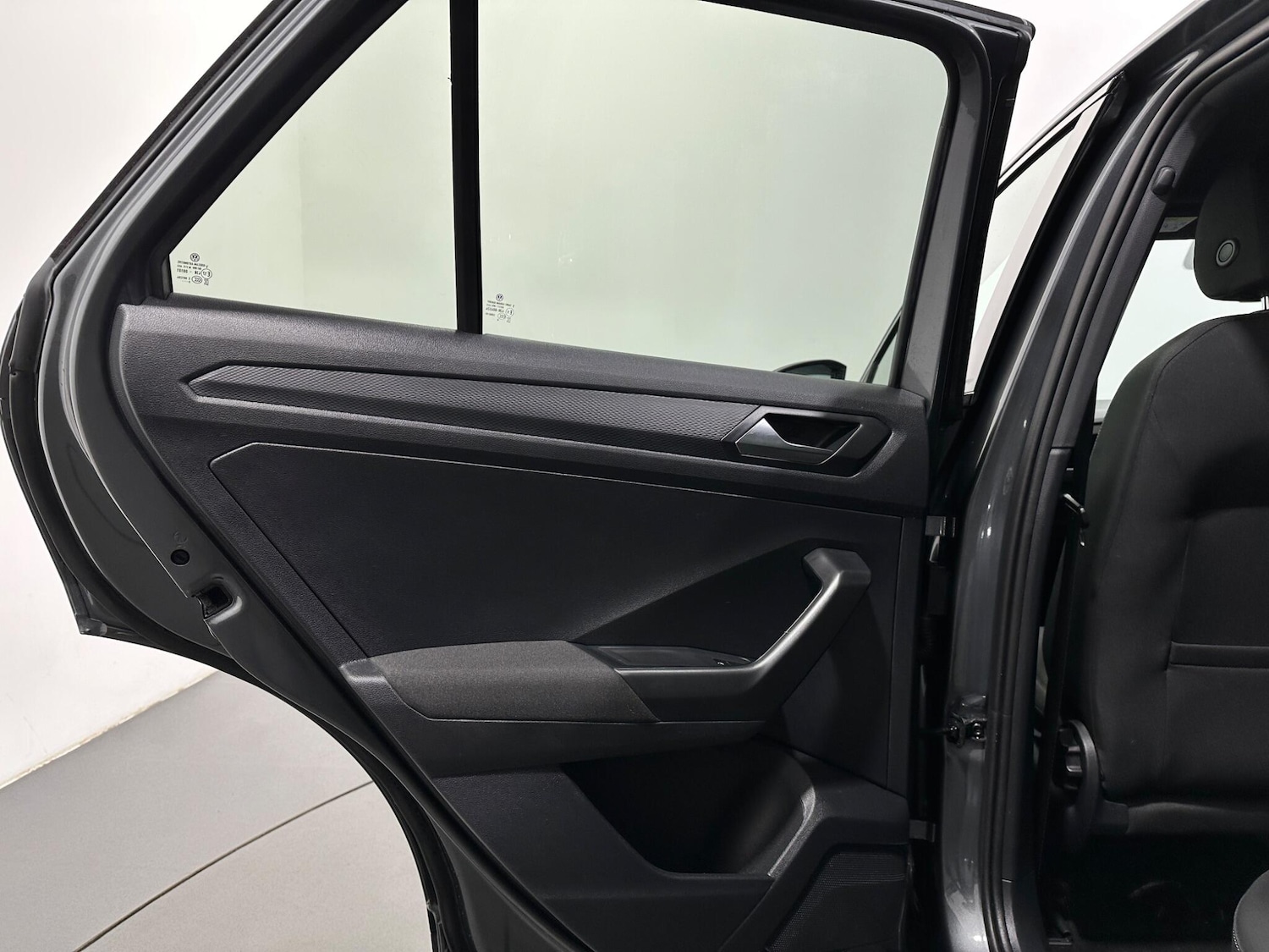 Used Volkswagen T-Roc for sale - 77612531: Photo 40