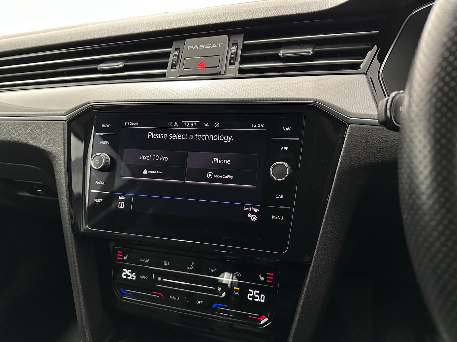 Used Volkswagen Passat 2023 for sale - 78048170: Photo 24