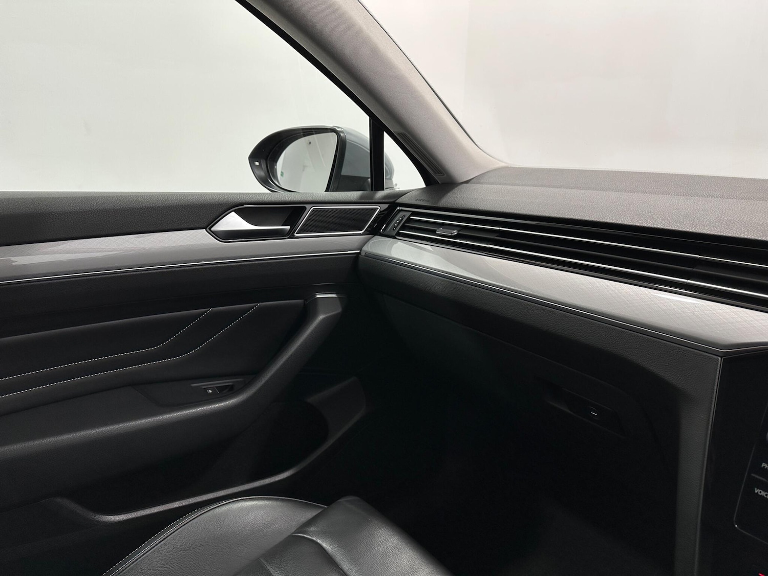 Used Volkswagen Passat 2023 for sale - 78048170: Photo 27