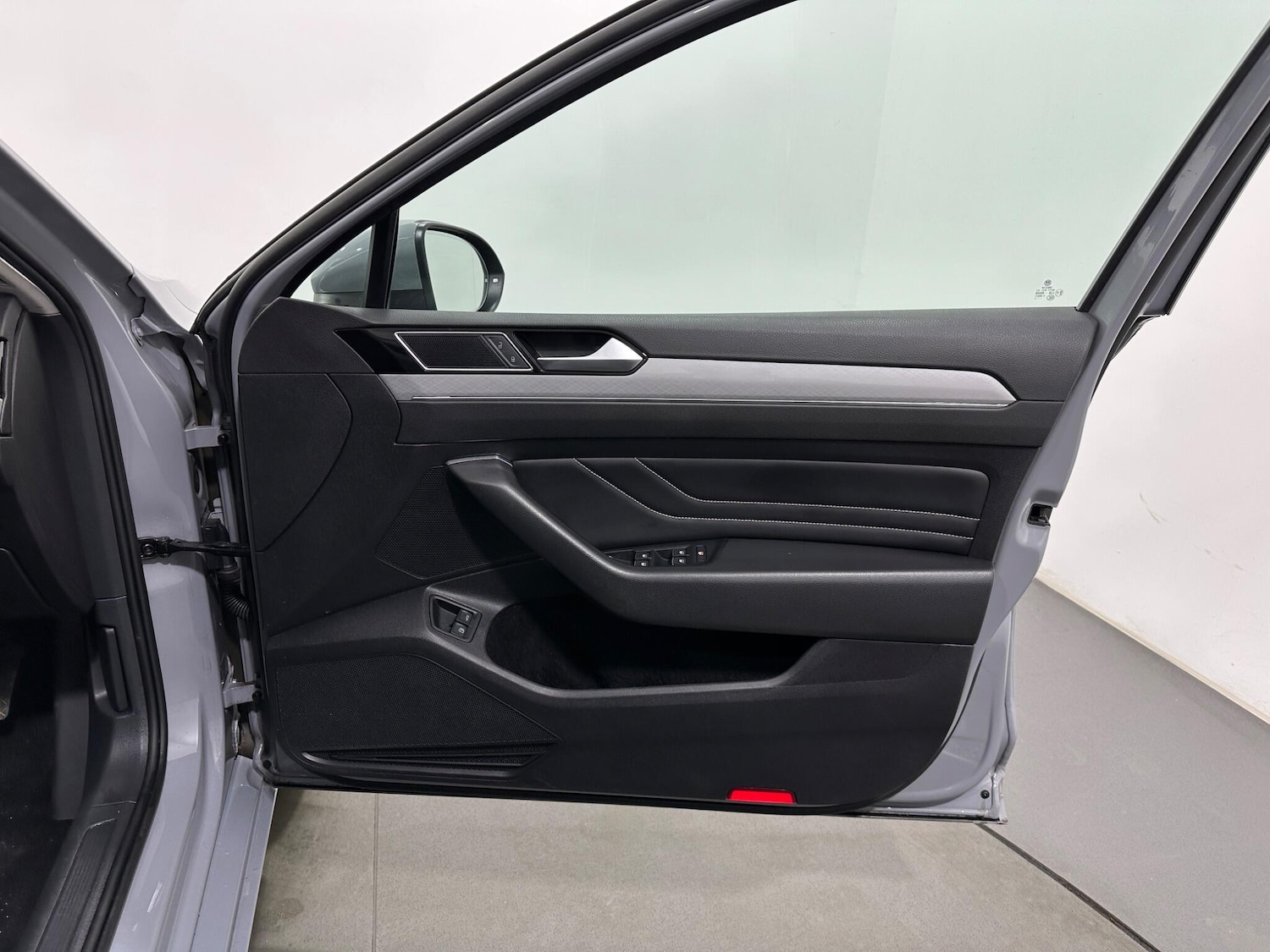 Used Volkswagen Passat 2023 for sale - 78048170: Photo 34