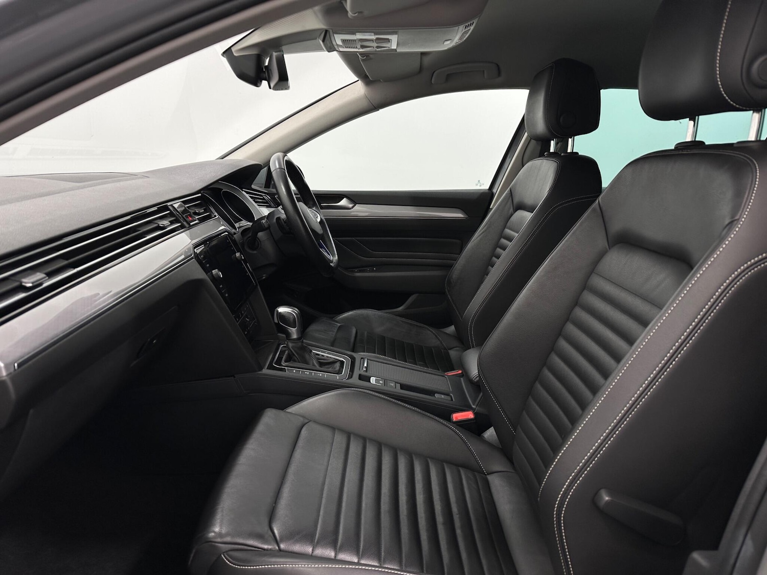 Used Volkswagen Passat 2023 for sale - 78048170: Photo 35