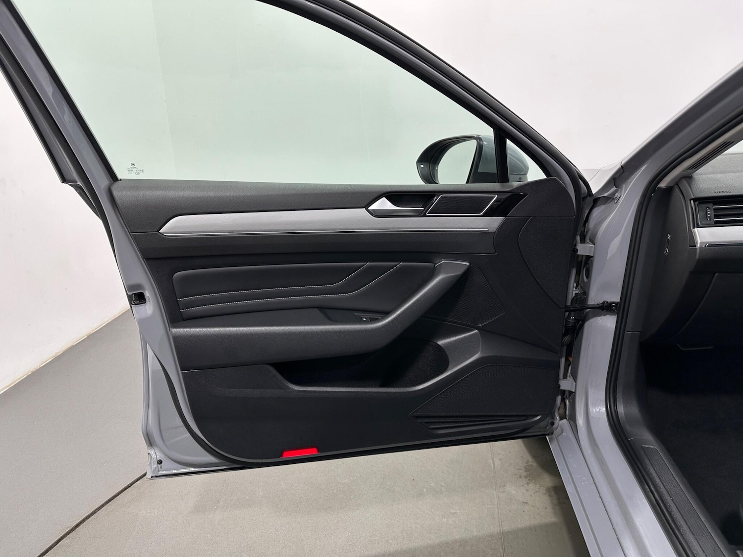 Used Volkswagen Passat 2023 for sale - 78048170: Photo 37