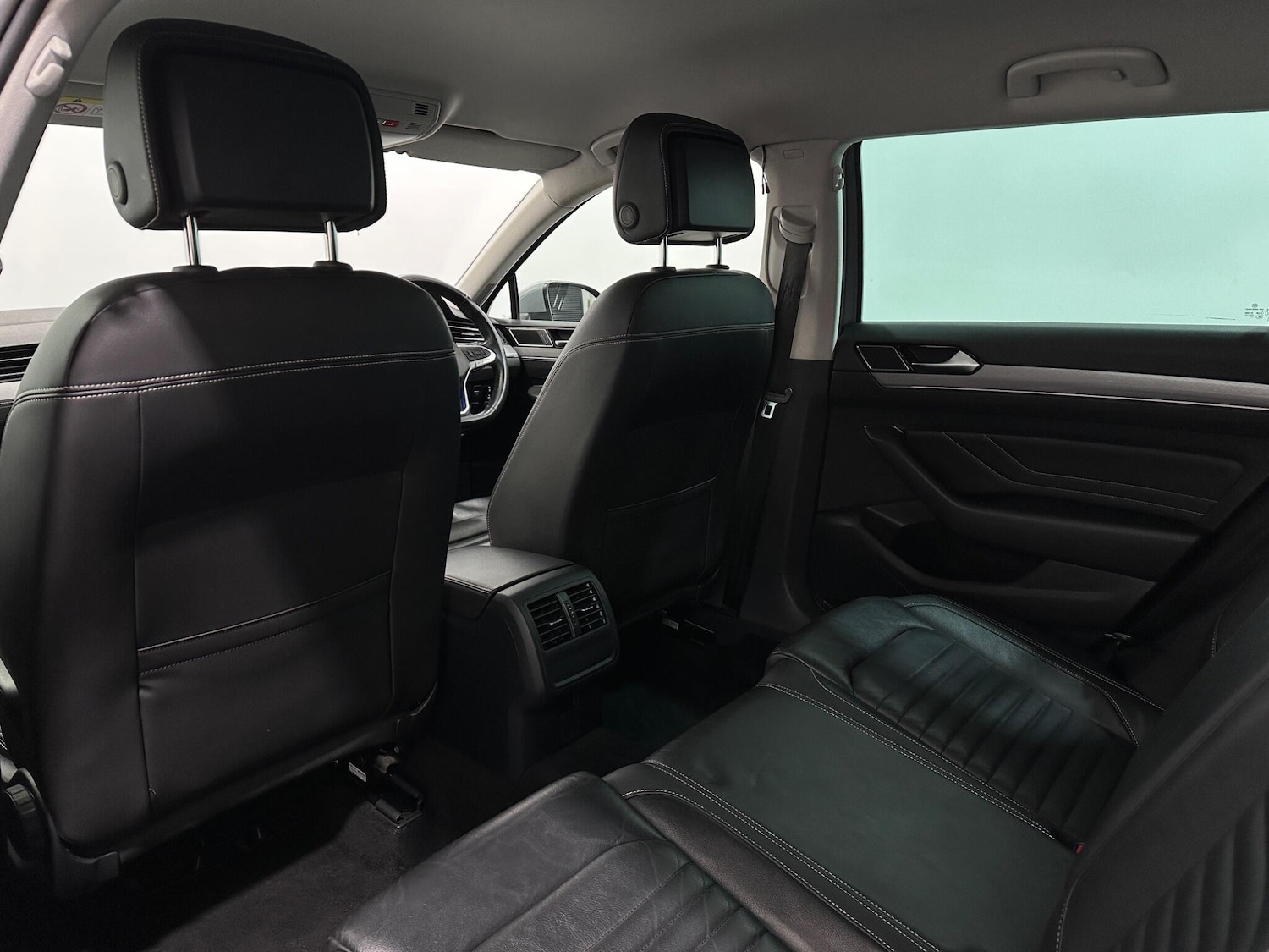 Used Volkswagen Passat 2023 for sale - 78048170: Photo 38