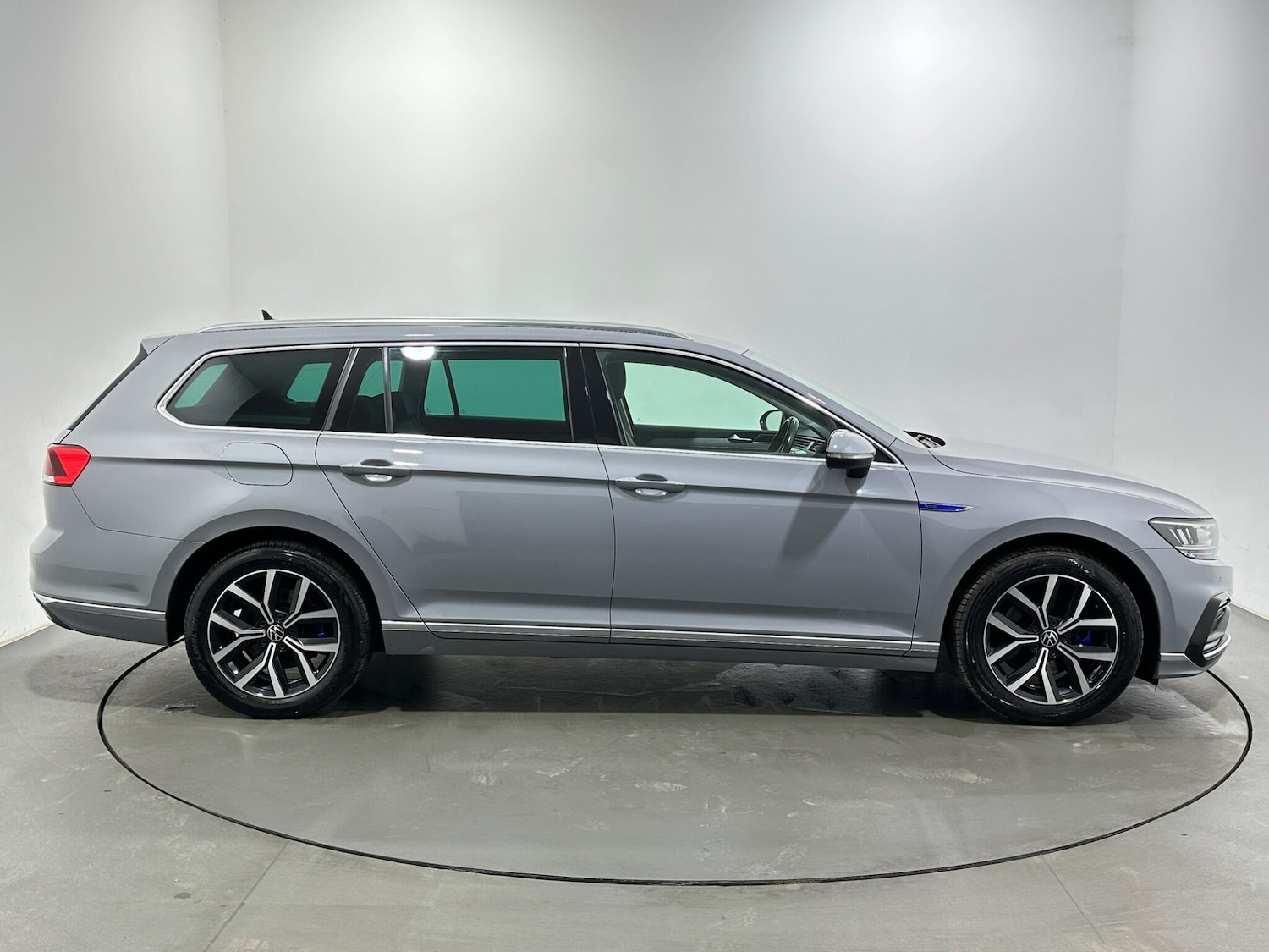 Used Volkswagen Passat 2023 for sale - 78048170: Photo 9