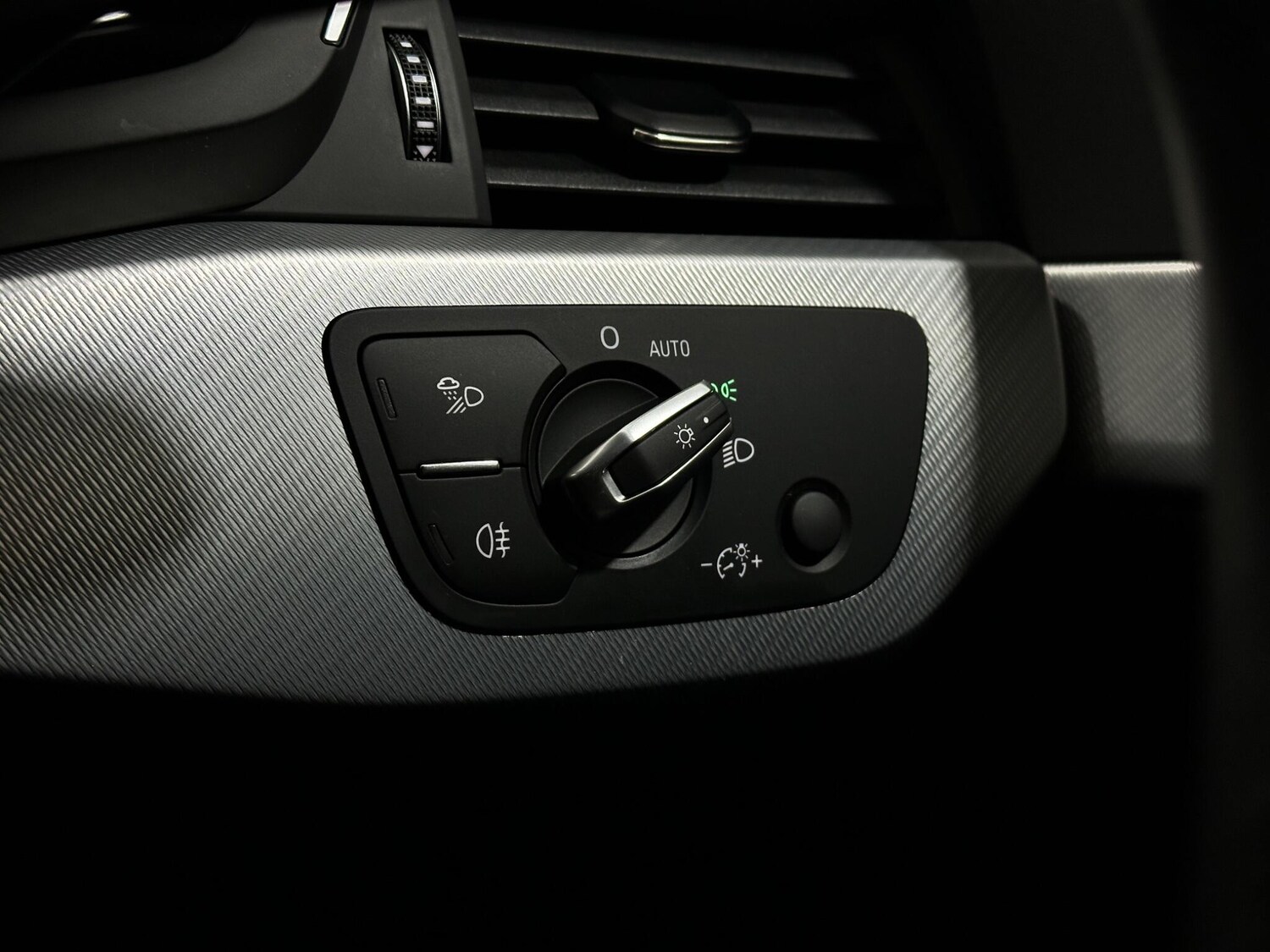 Used Audi A4 2021 for sale - 77722870: Photo 17