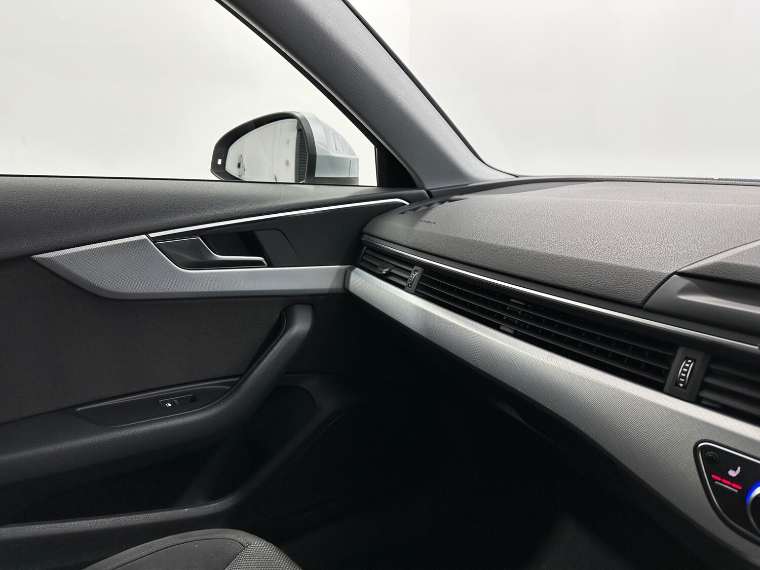 Used Audi A4 2021 for sale - 77722870: Photo 28