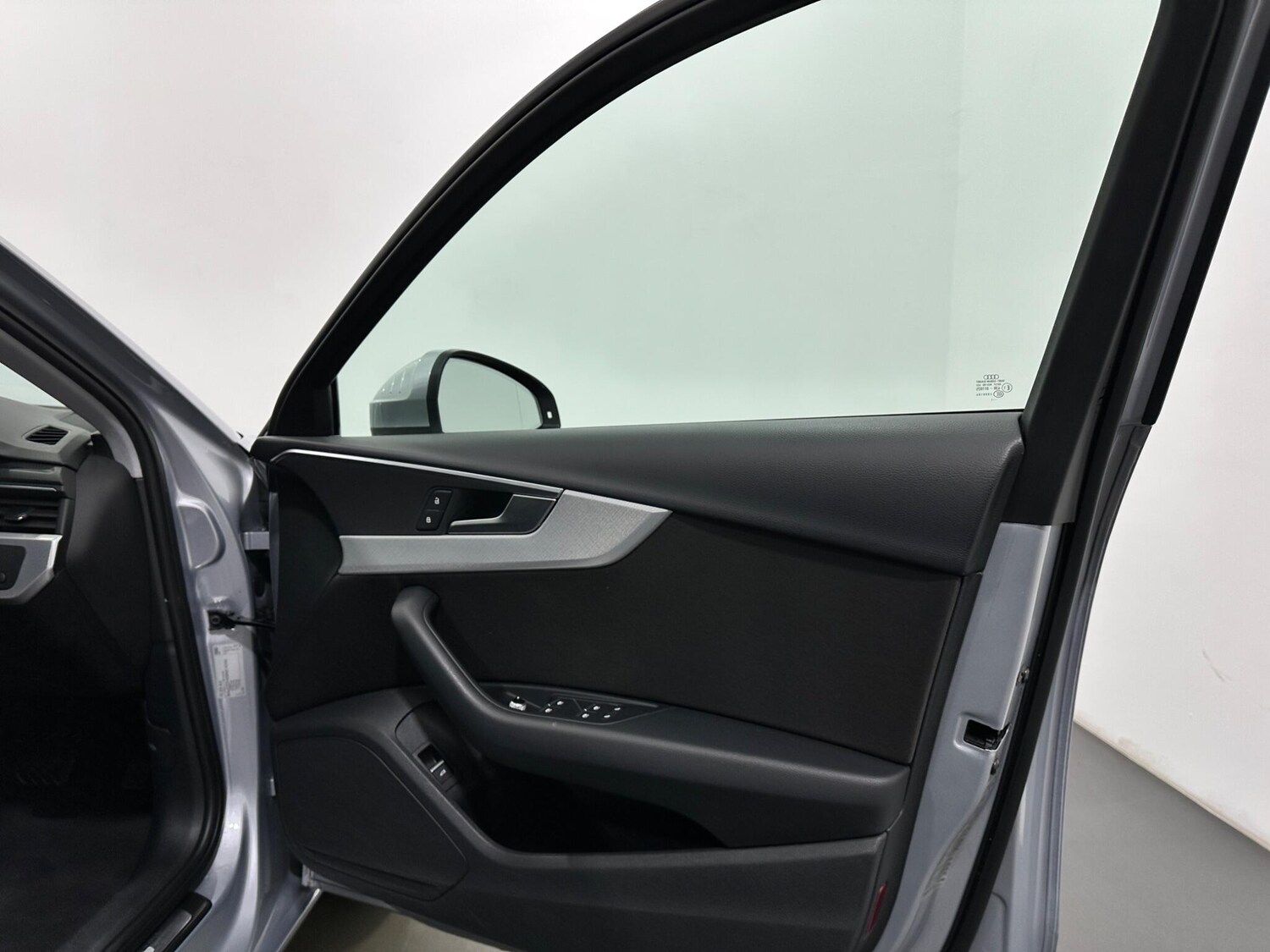 Used Audi A4 2021 for sale - 77722870: Photo 34