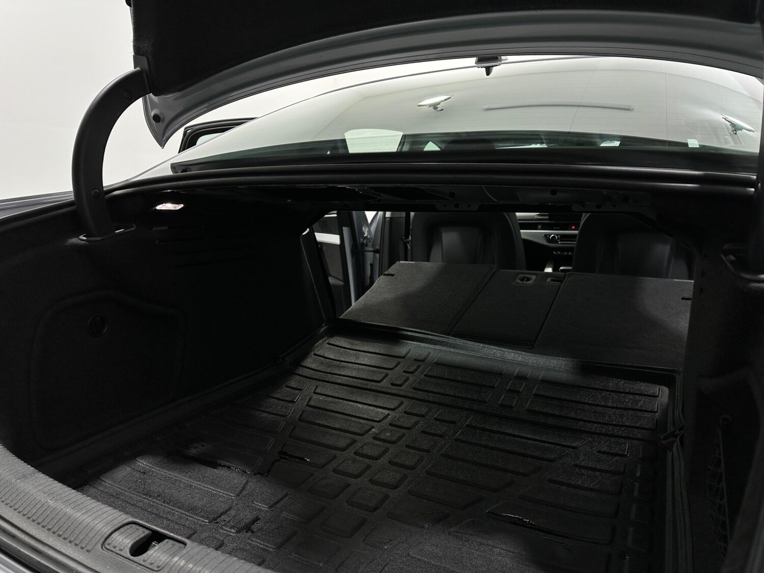 Used Audi A4 2021 for sale - 77722870: Photo 45