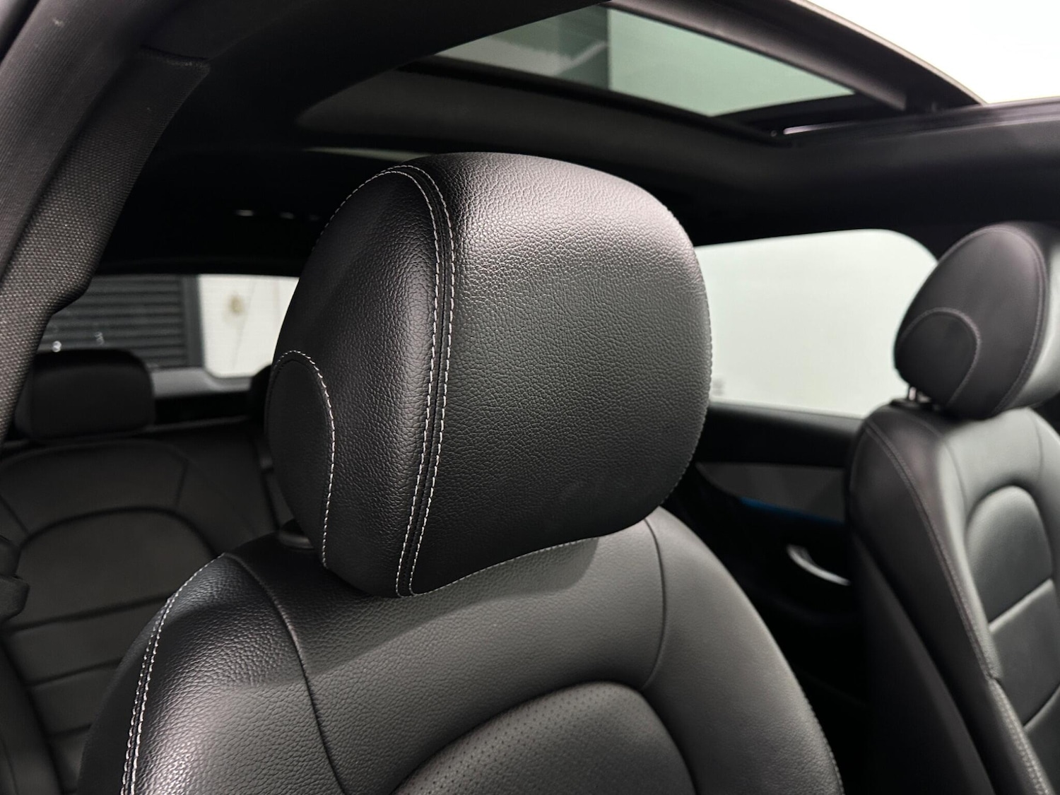 Used Mercedes-Benz GLC 2018 for sale - 77738364: Photo 34