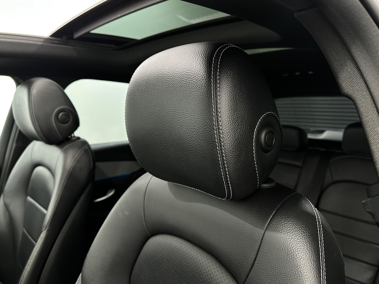 Used Mercedes-Benz GLC 2018 for sale - 77738364: Photo 38