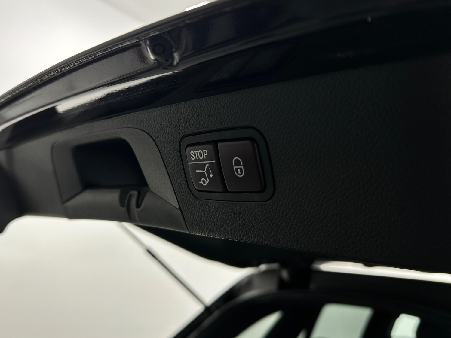 Used Mercedes-Benz GLC 2018 for sale - 77738364: Photo 50