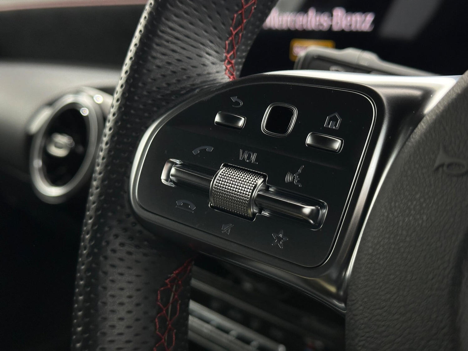 Used Mercedes-Benz A-Class 2019 for sale - 76878998: Photo 14