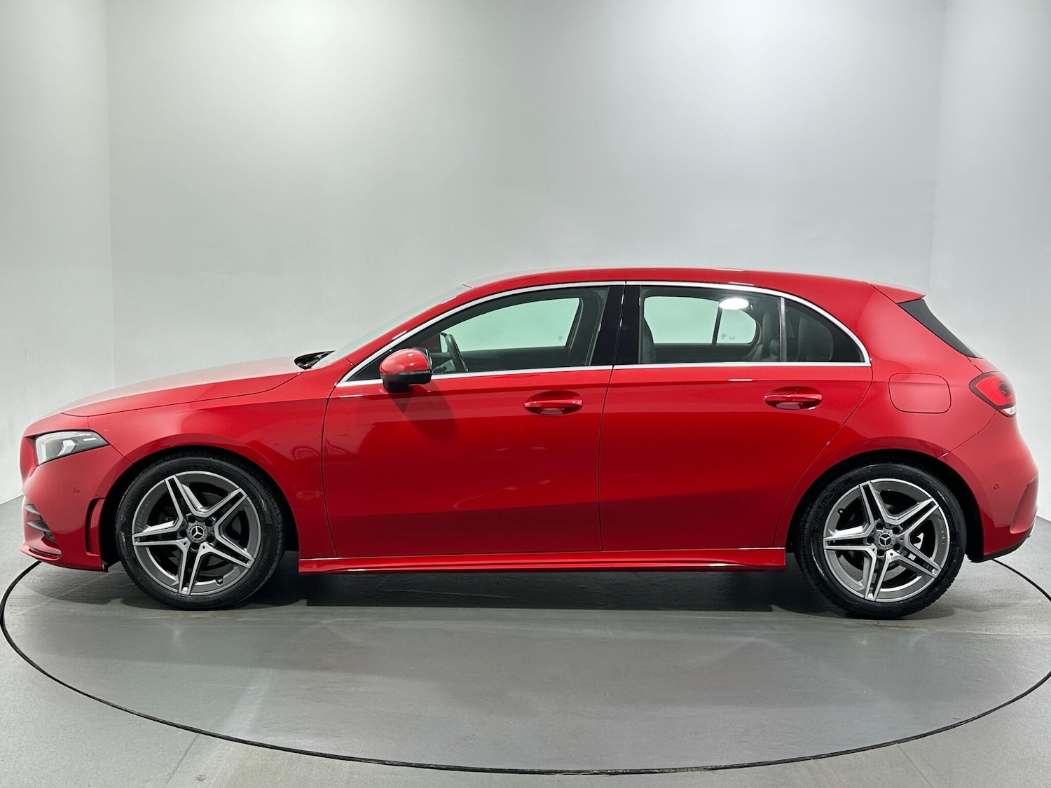 Used Mercedes-Benz A-Class 2019 for sale - 76878998: Photo 5