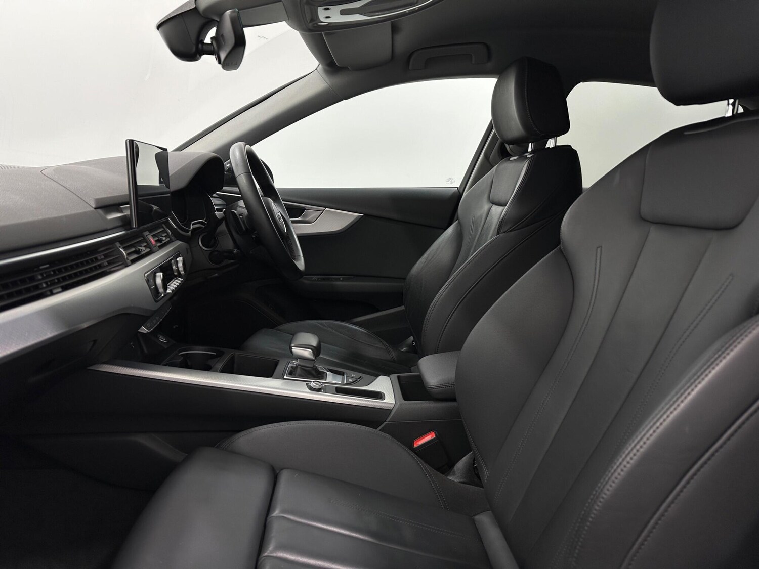 Used Audi A4 2021 for sale - 77400712: Photo 35