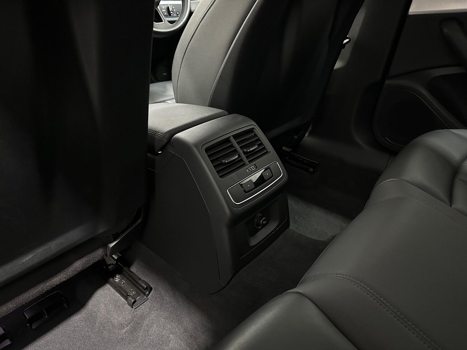 Used Audi A4 2021 for sale - 77400712: Photo 39