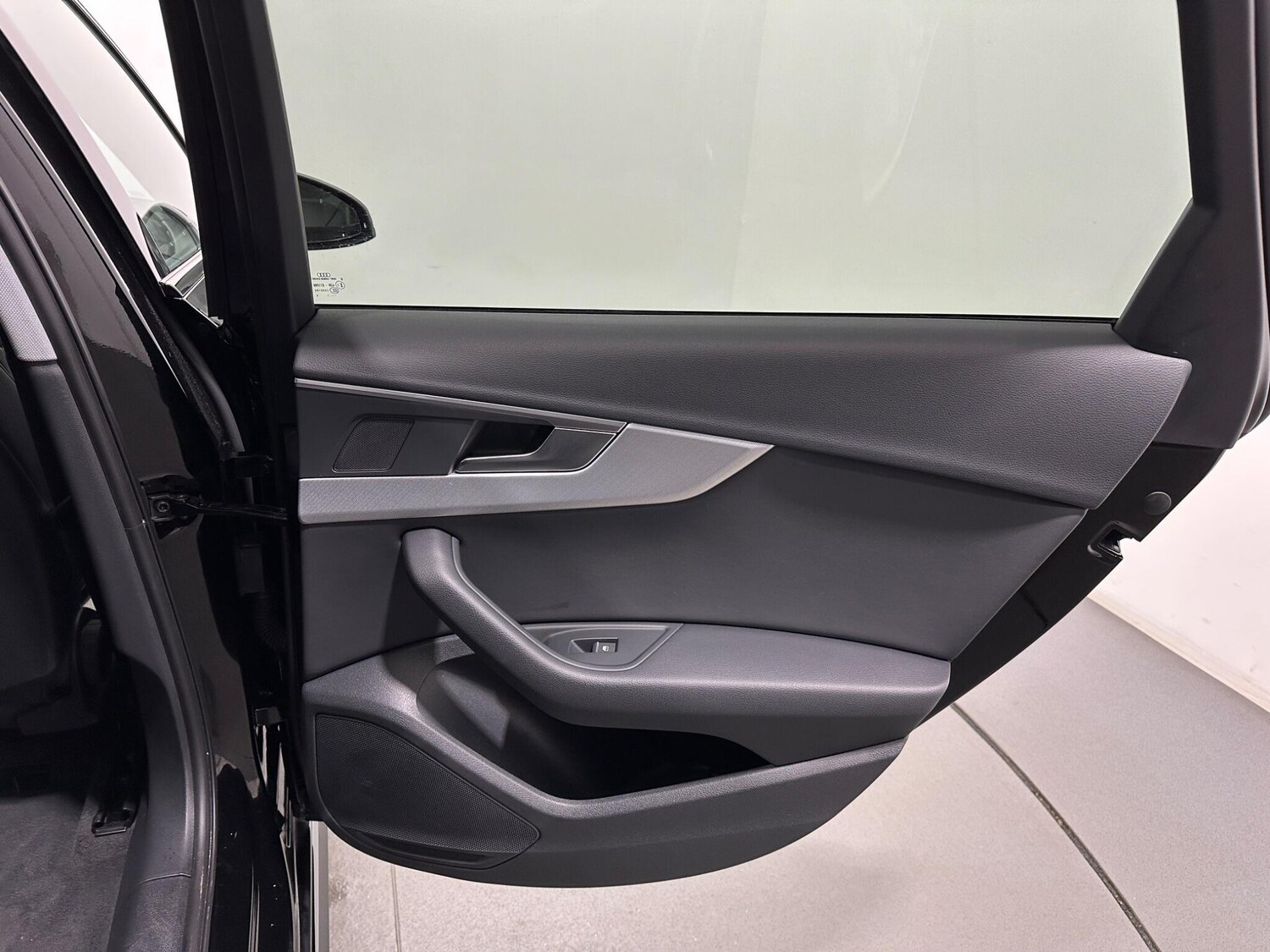 Used Audi A4 2021 for sale - 77400712: Photo 44