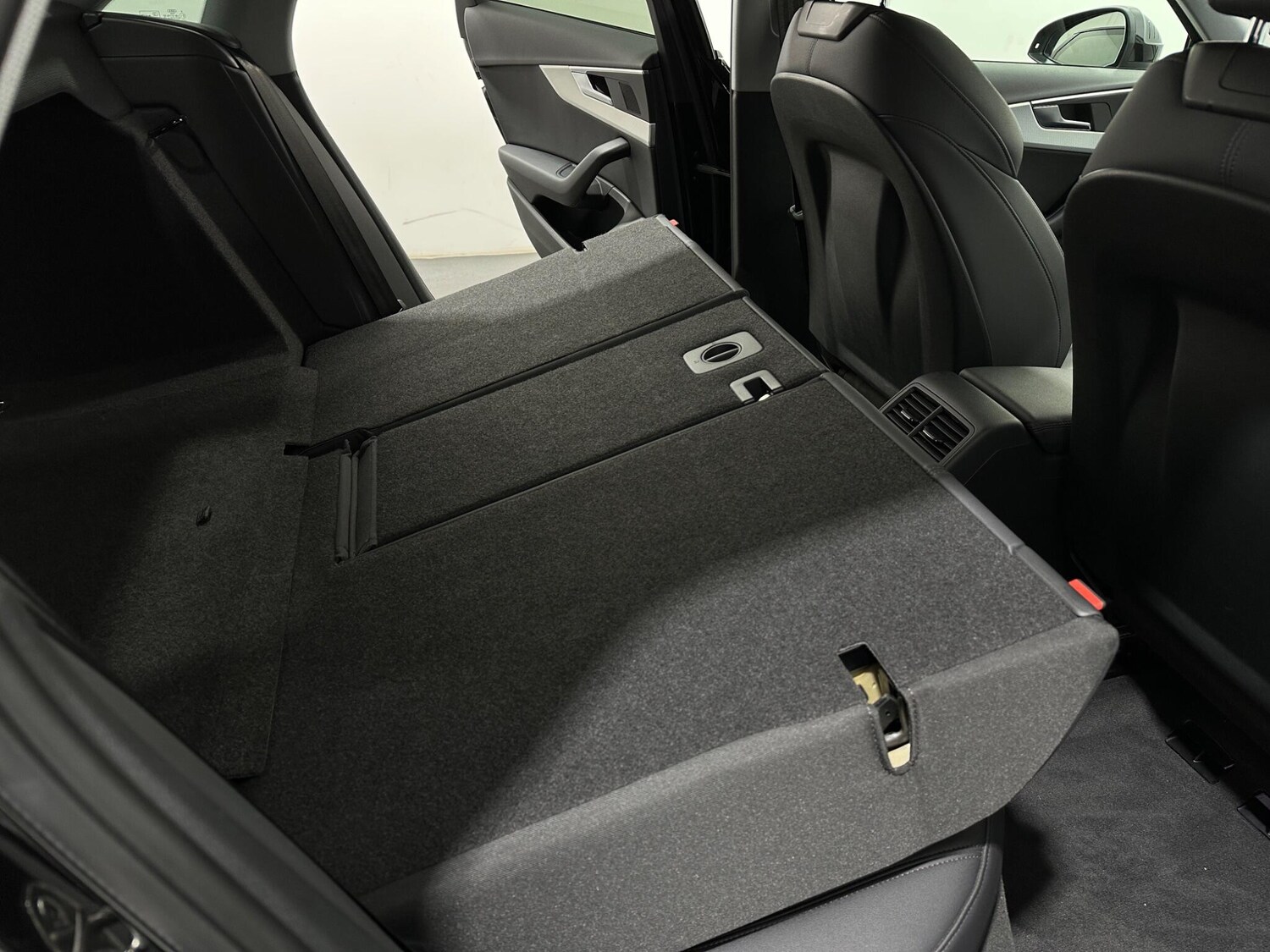 Used Audi A4 2021 for sale - 77400712: Photo 47