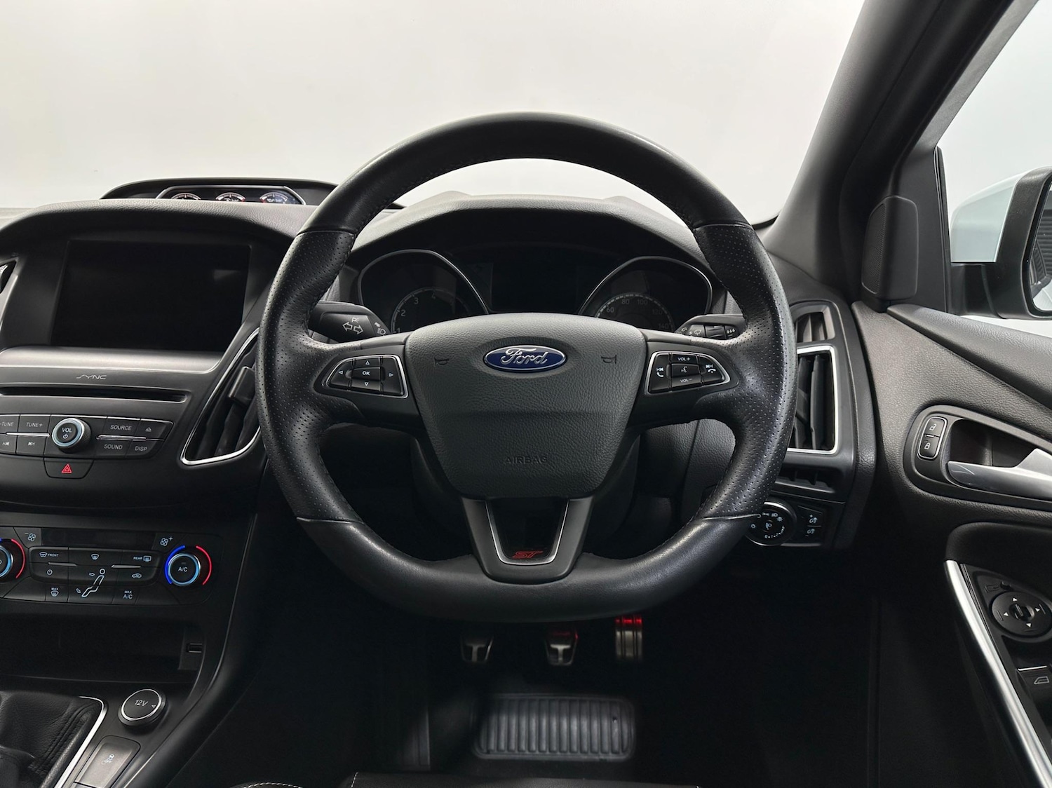 Used Ford Focus 2018 for sale - 76878597: Photo 12
