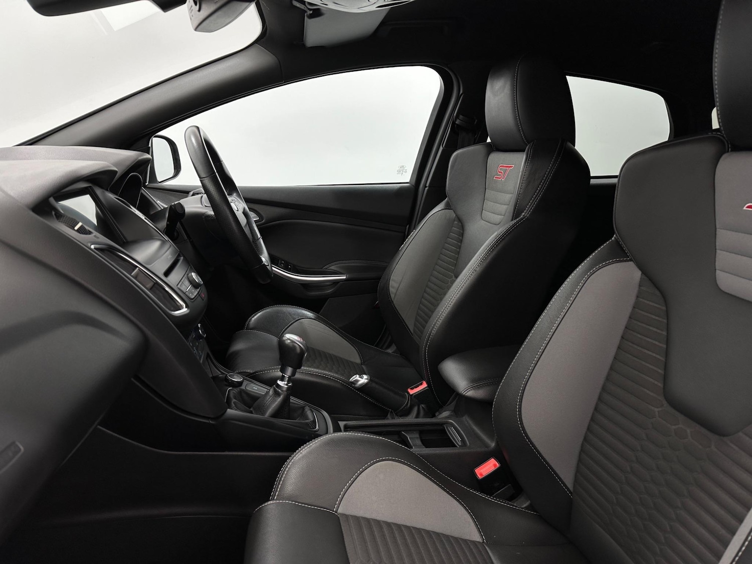 Used Ford Focus 2018 for sale - 76878597: Photo 32