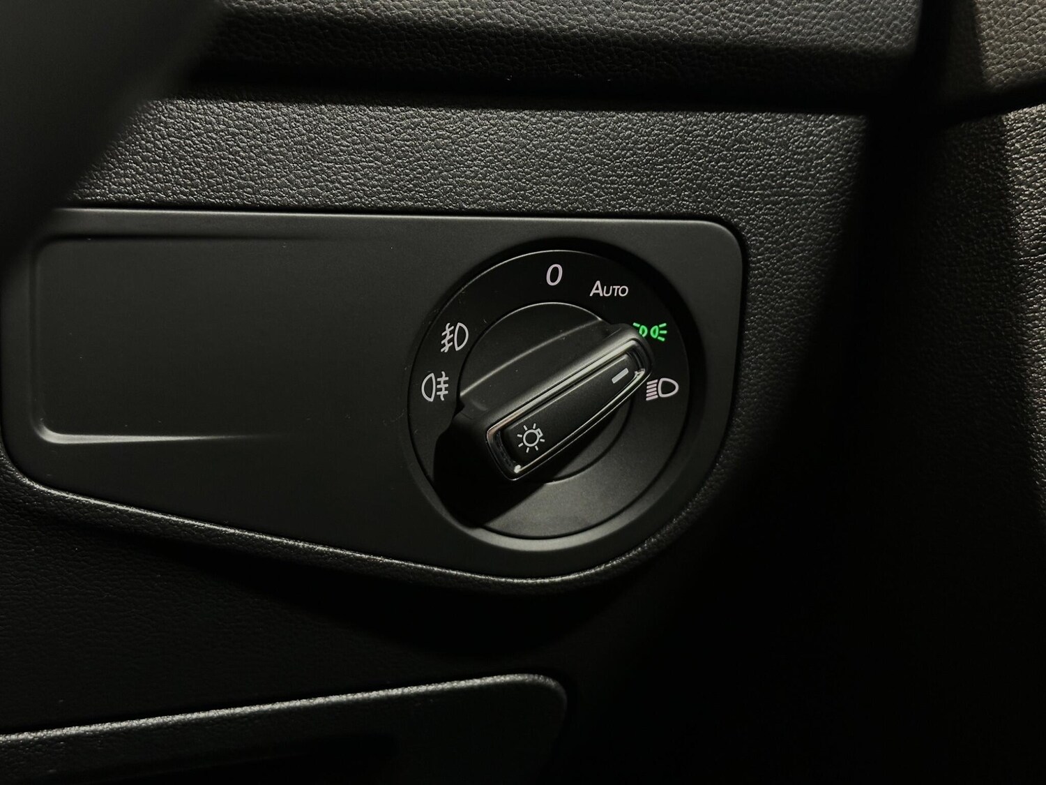 Used Volkswagen Tiguan 2018 for sale - 77823946: Photo 17