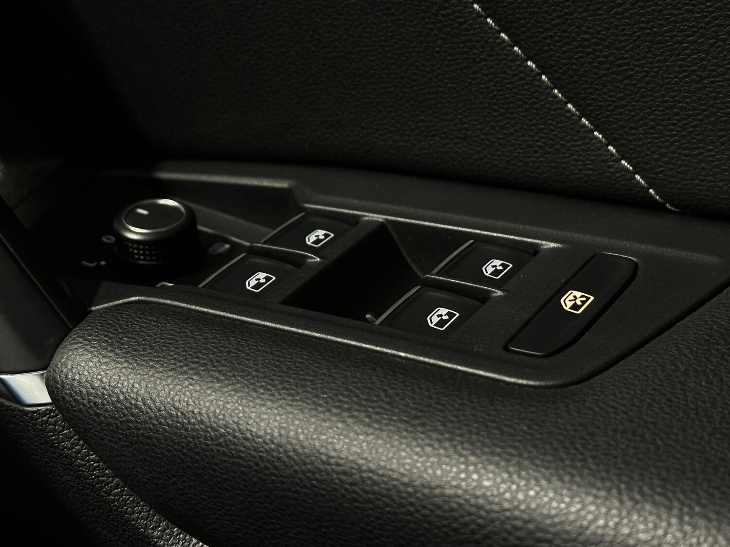 Used Volkswagen Tiguan 2018 for sale - 77823946: Photo 18