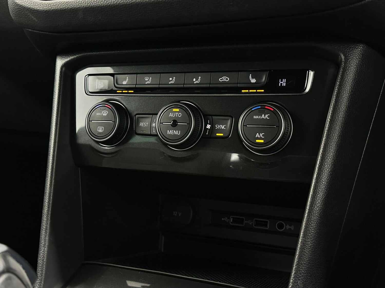 Used Volkswagen Tiguan 2018 for sale - 77823946: Photo 22