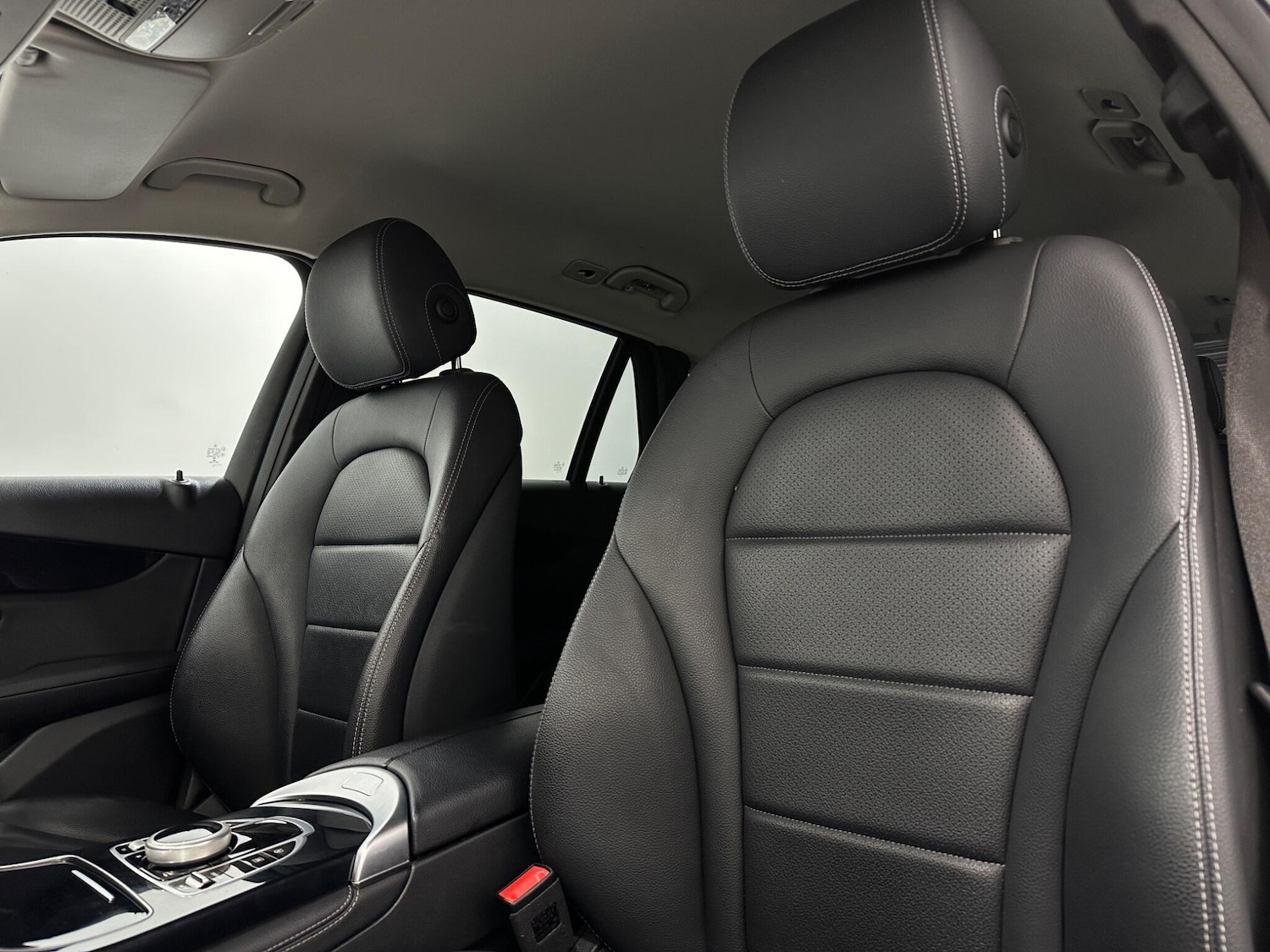 Used Mercedes-Benz GLC 2019 for sale - 77537957: Photo 36