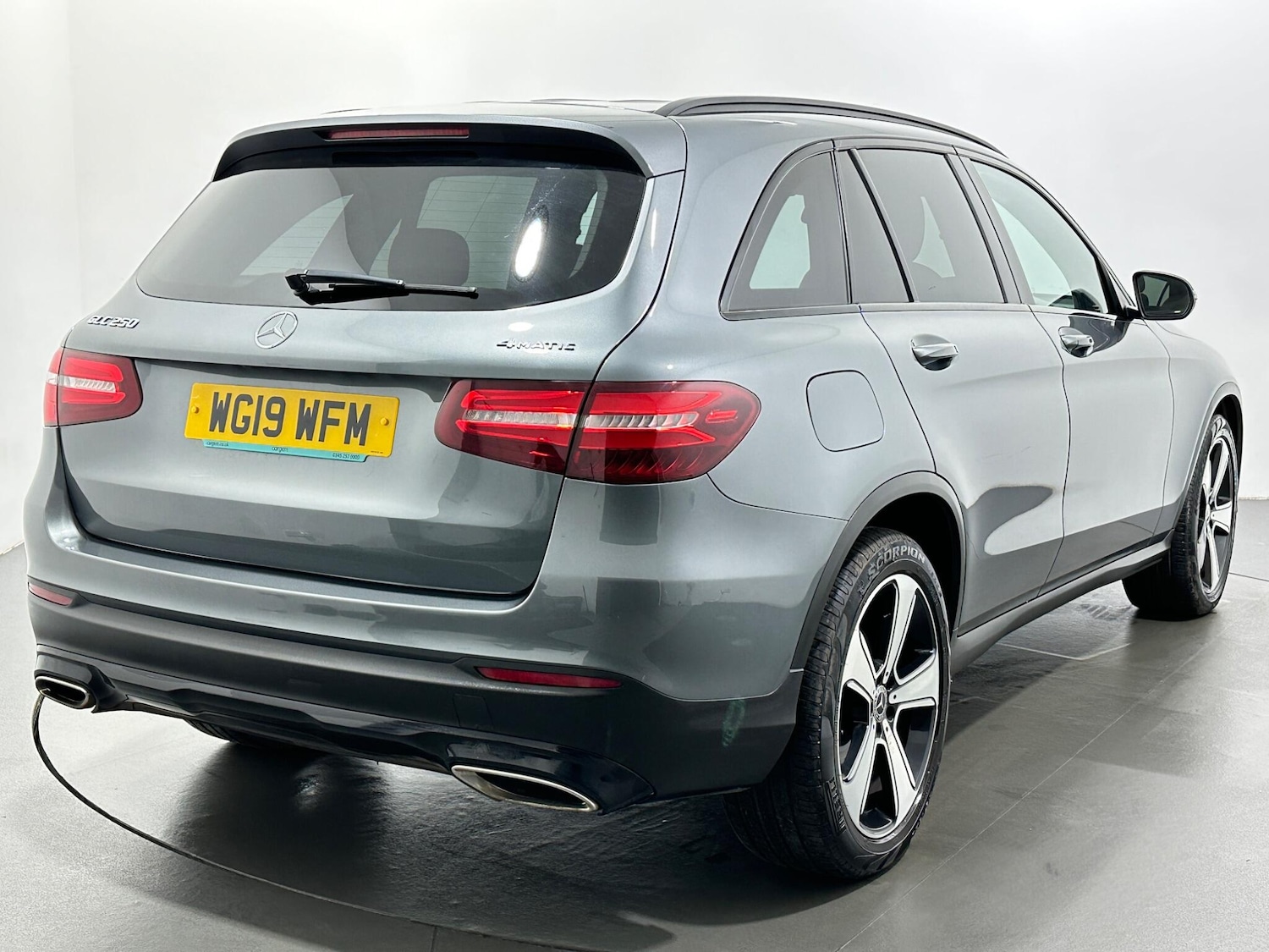 Used Mercedes-Benz GLC 2019 for sale - 77537957: Photo 8