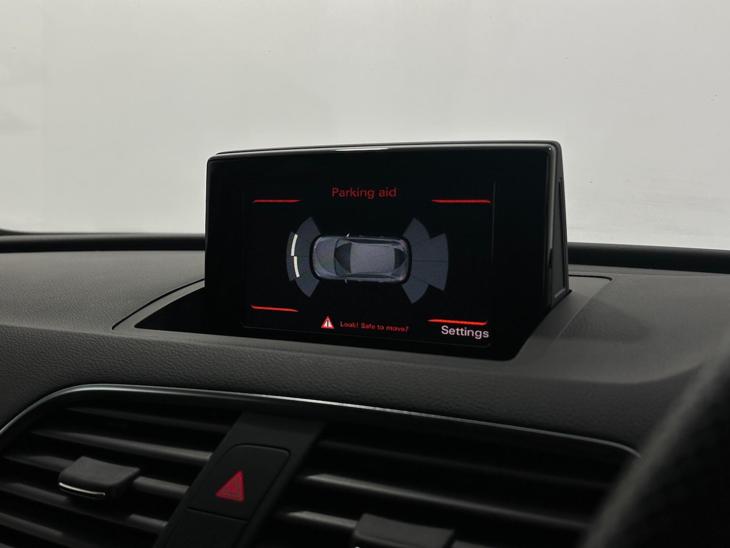 Used Audi Q3 for sale - 77230364: Photo 23