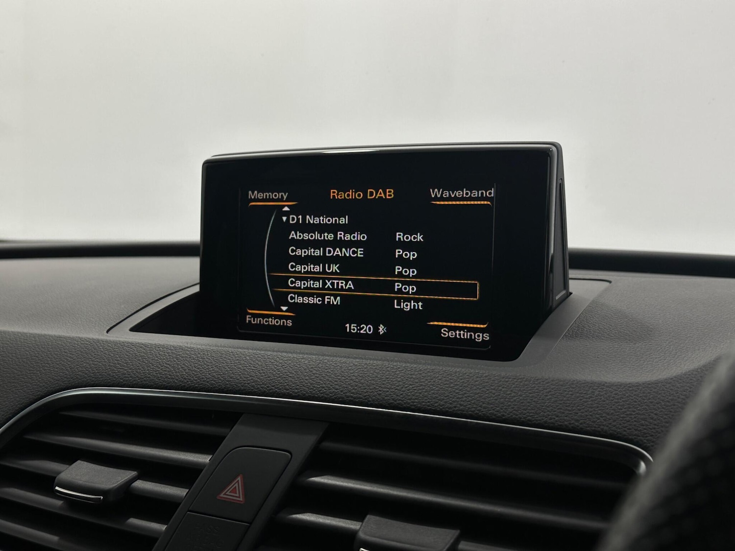 Used Audi Q3 for sale - 77230364: Photo 25