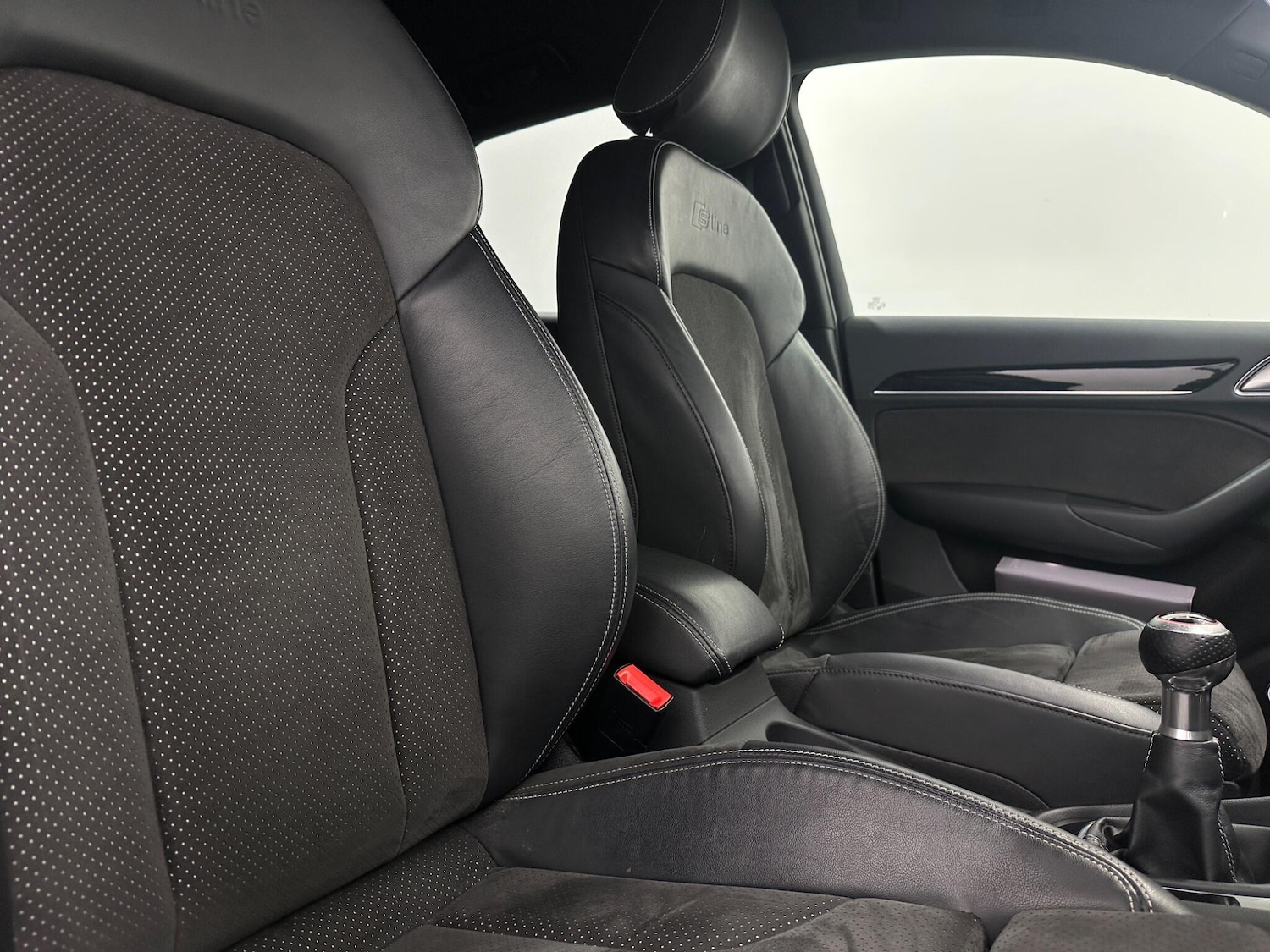 Used Audi Q3 for sale - 77230364: Photo 32