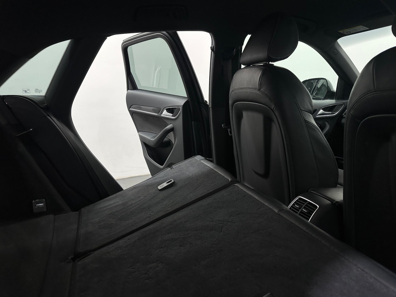 Used Audi Q3 for sale - 77230364: Photo 47