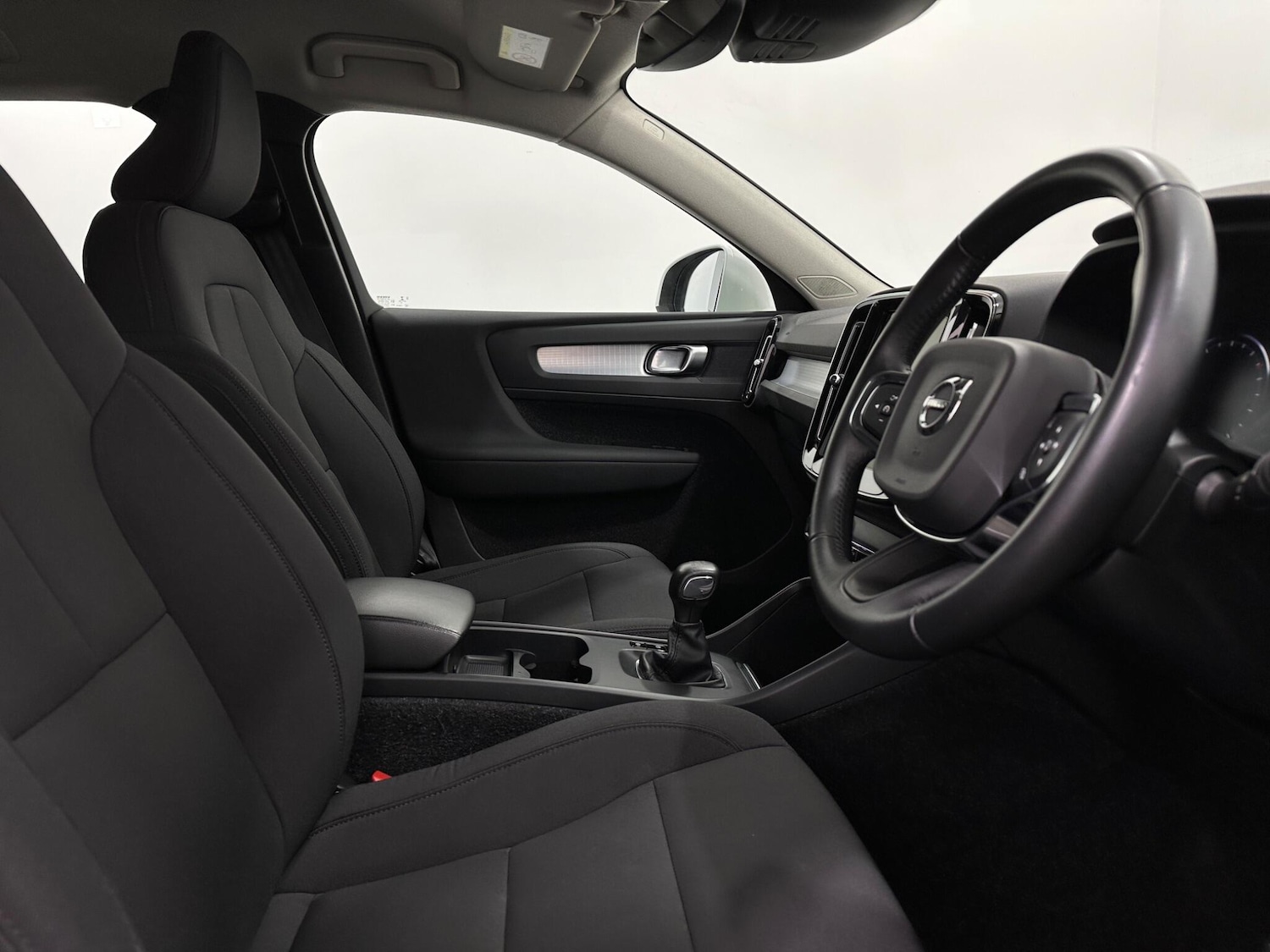 Used Volvo XC40 2020 for sale - 77440782: Photo 32