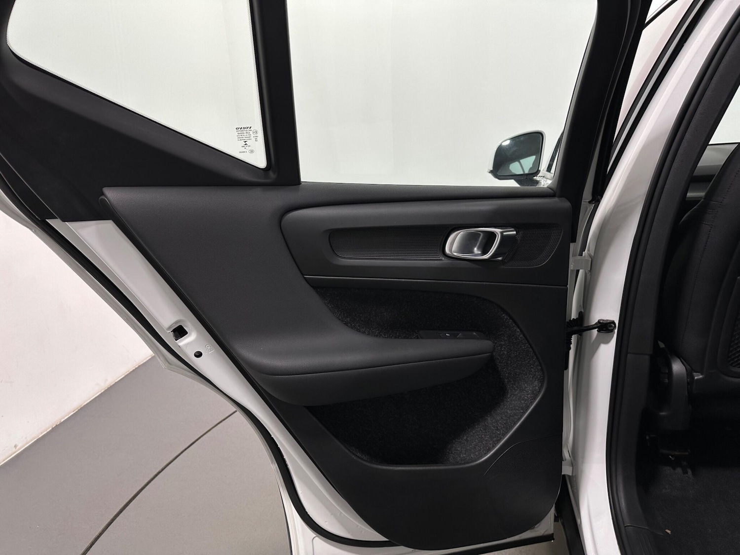 Used Volvo XC40 2020 for sale - 77440782: Photo 40