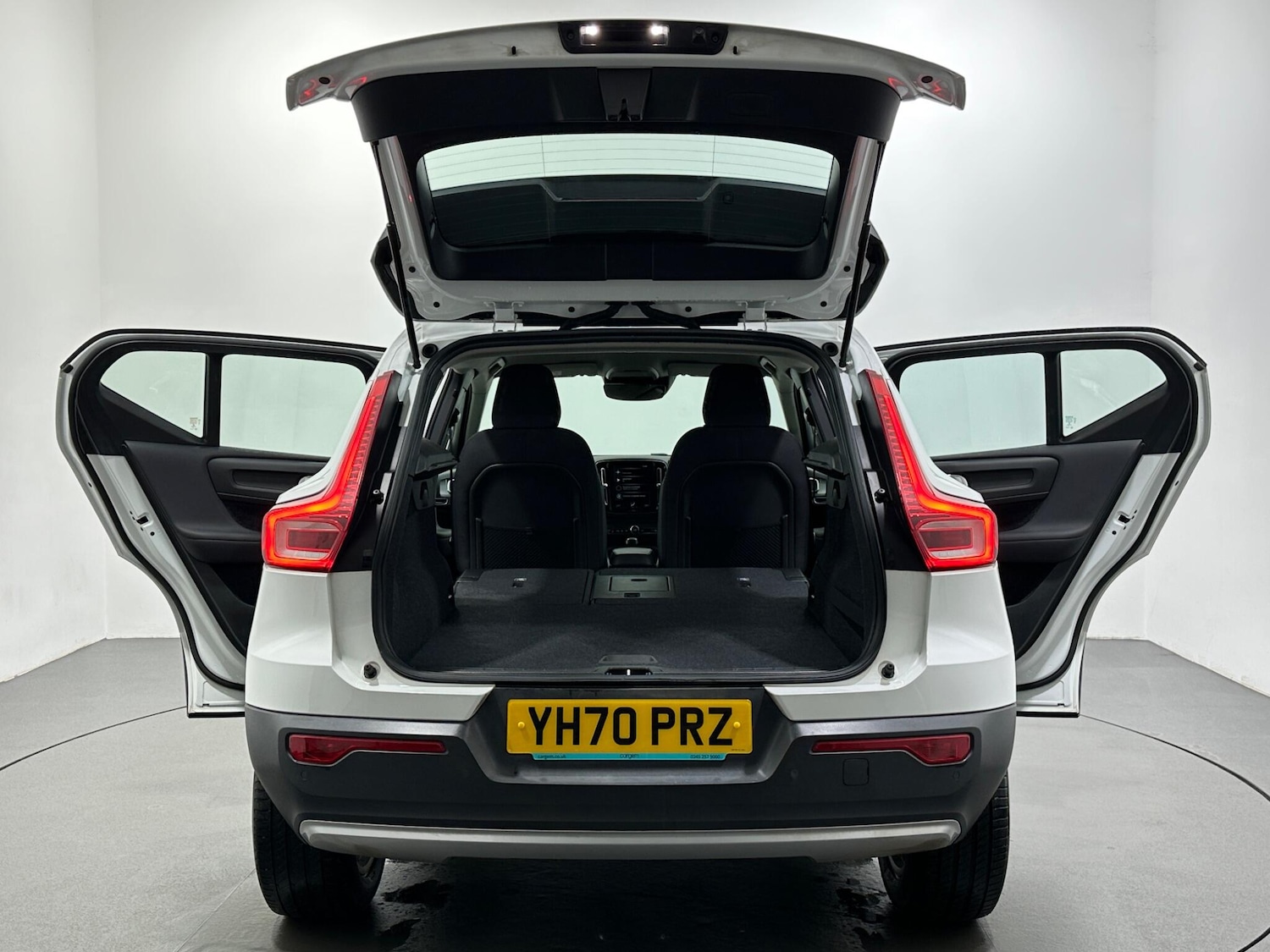 Used Volvo XC40 2020 for sale - 77440782: Photo 44